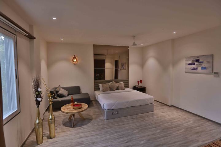 Room 11 of 59