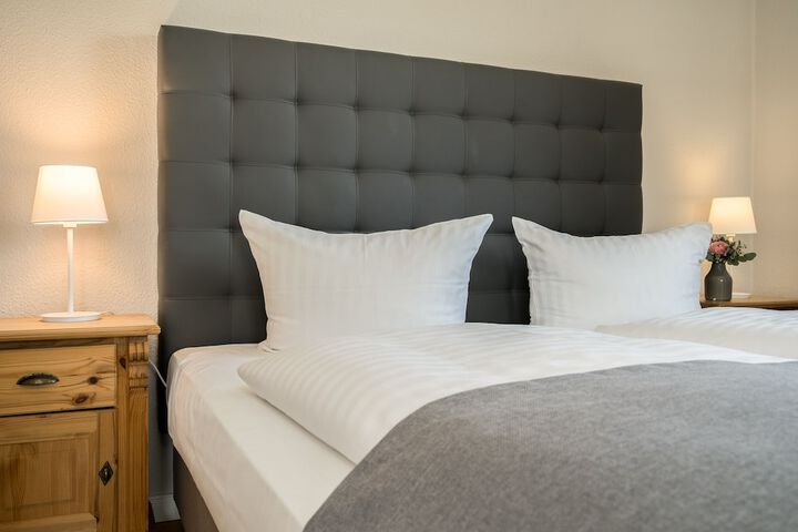 Room 20 of 77