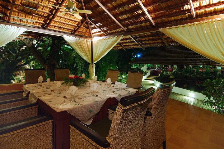 Dining Photos