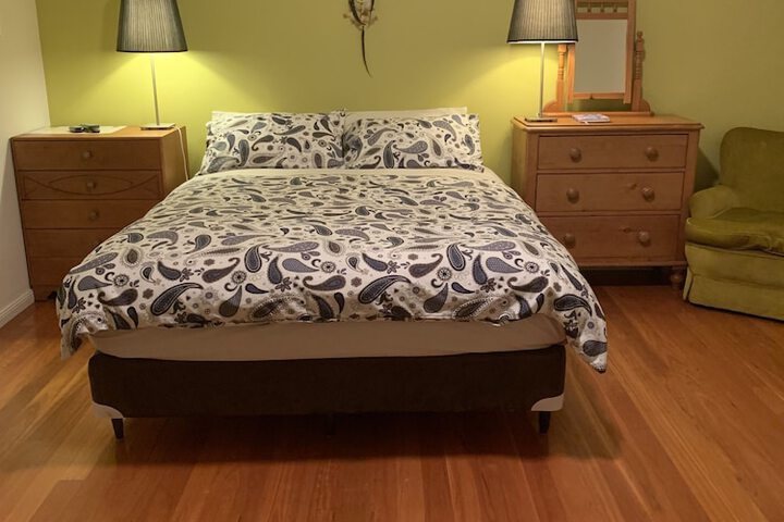 Room 3 of 62