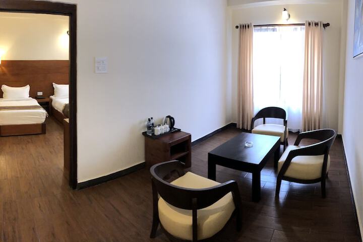 Room 13 of 24