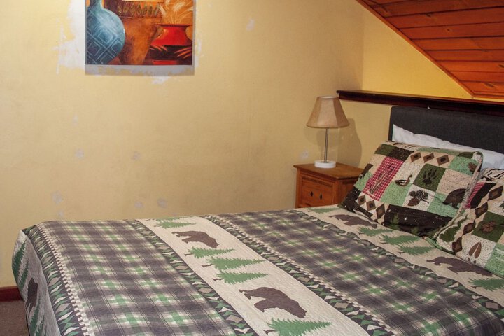 Room 43 of 227