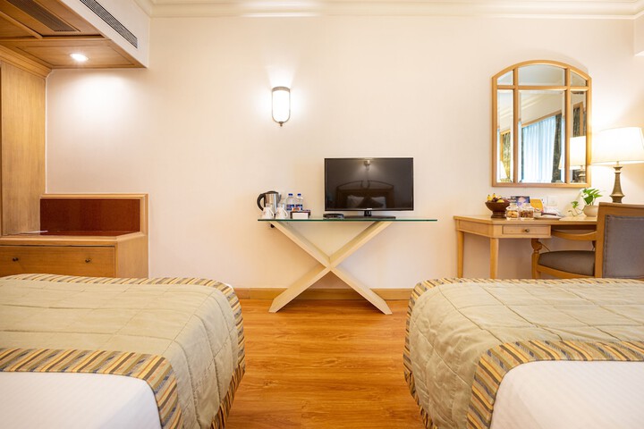 Room 20 of 105
