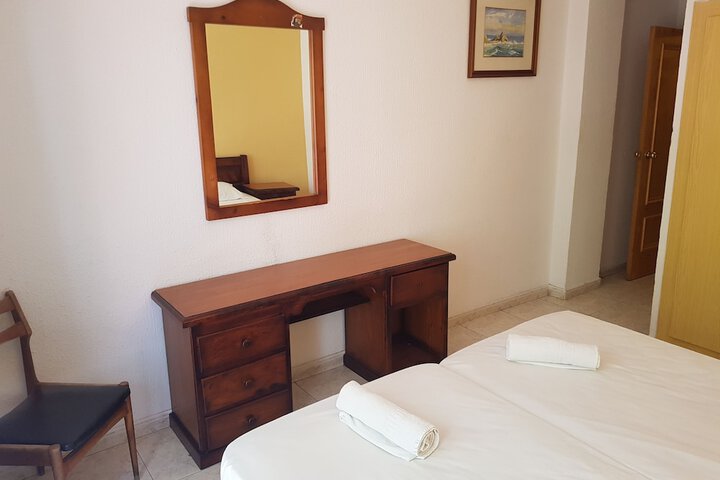Room 12 of 49