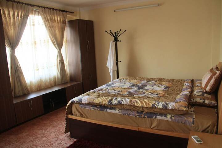 Room 22 of 39