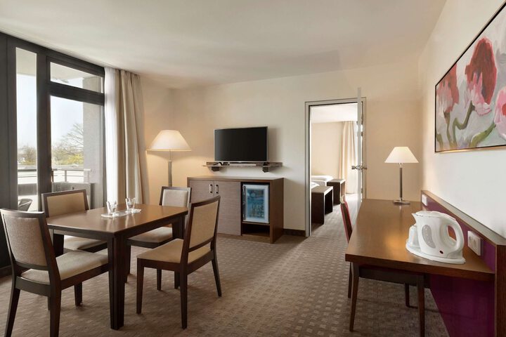 Room 7 of 22