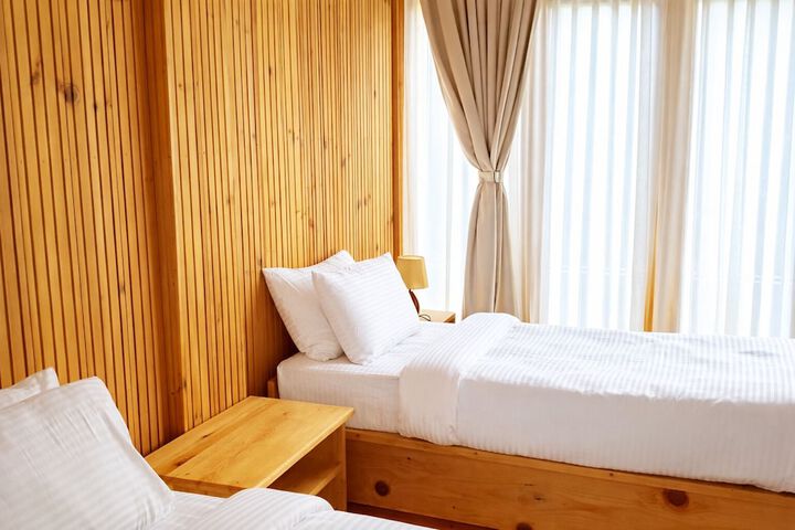 Room 7 of 27