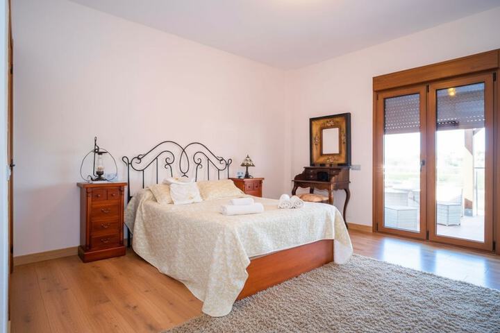 Room 3 of 17