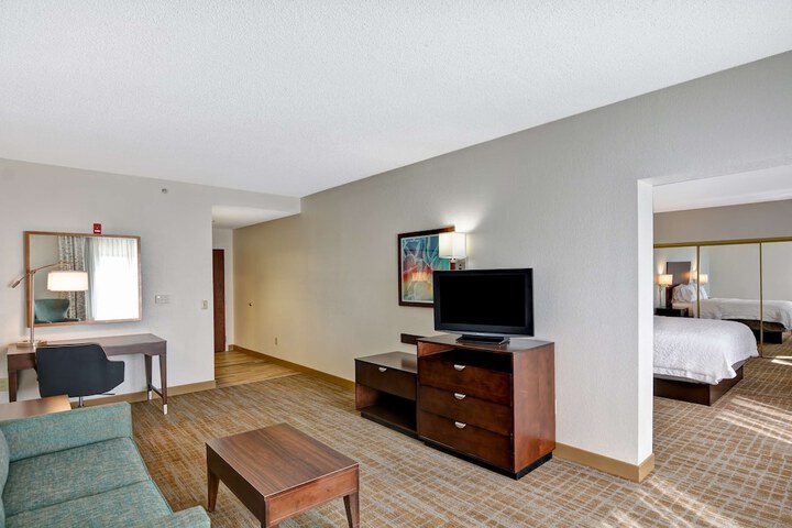 Room 9 of 43
