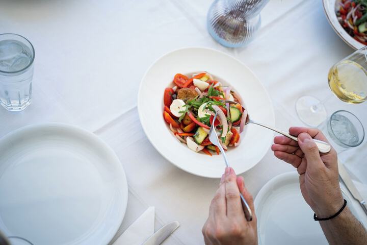 Dining 76 of 102