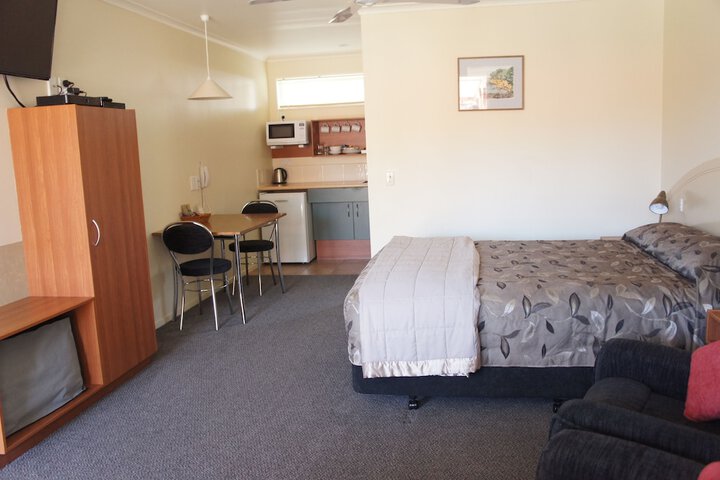 Room 26 of 93