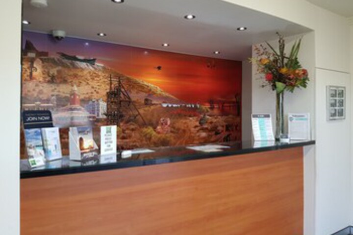 Hotel 4 of 159
