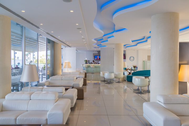 Lobby Photos
