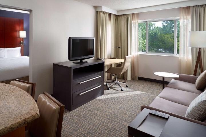 1 Bedroom Suite Queen (10 of 25)