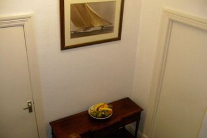 Room 17 of 29