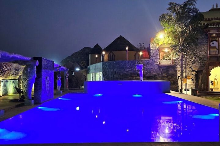 Pool 4 of 11