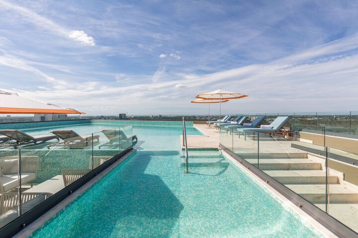 Pool 47 of 76