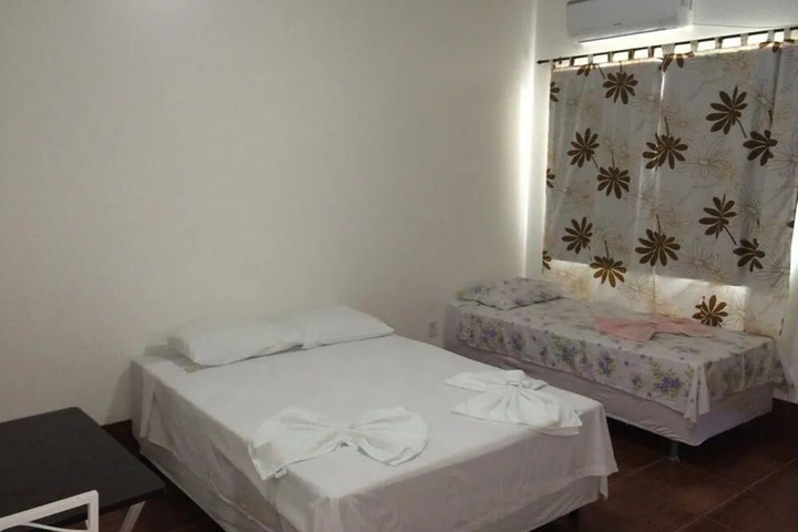 Room 2 of 8