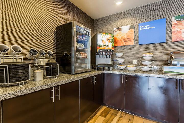Breakfast area