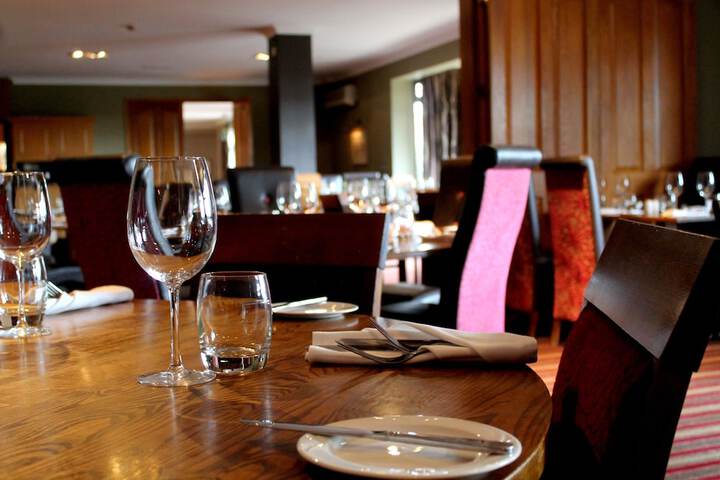 Dining 37 of 63