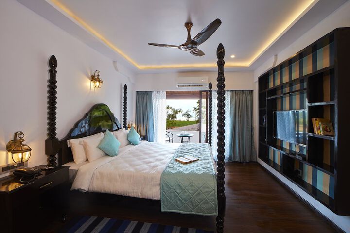 Room 25 of 125