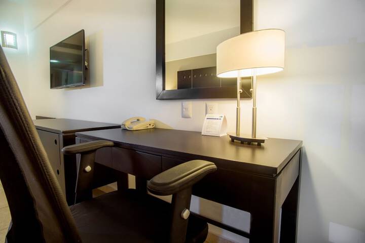 Room 4 of 43