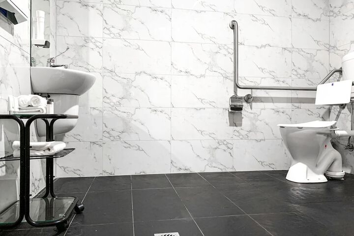 Bath Photo