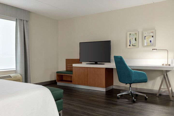 Room 18 of 40