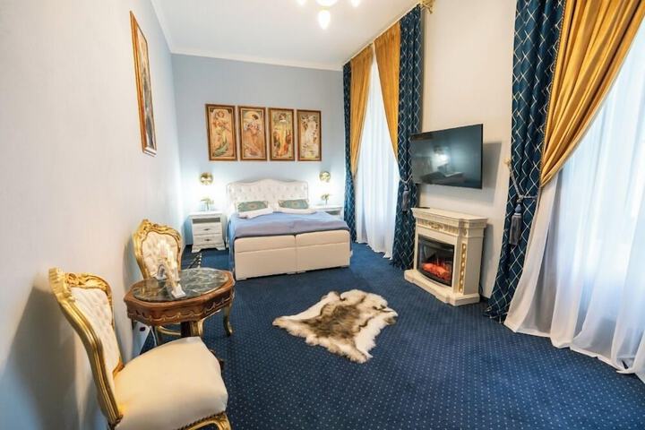 Room 14 of 35