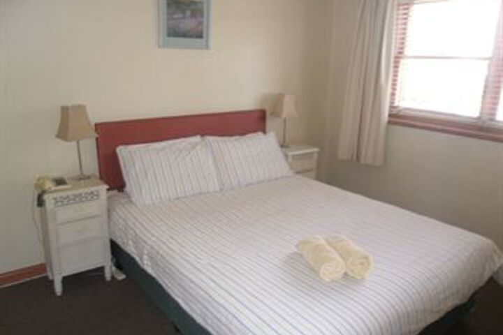 Room 3 of 5