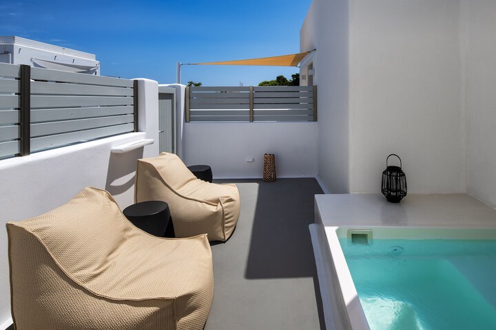 Terrace/Patio 46 of 79