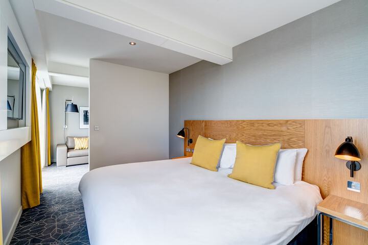 Room 20 of 82