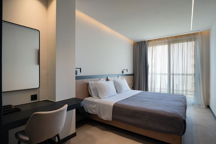 Room 9 of 57