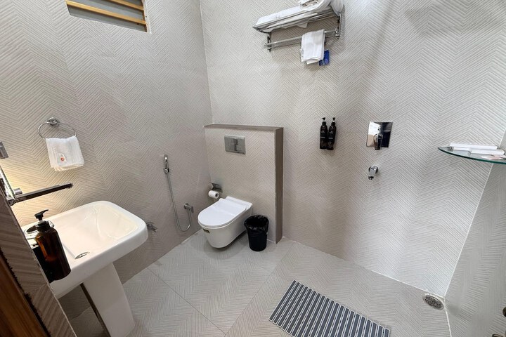 Room 21 of 29