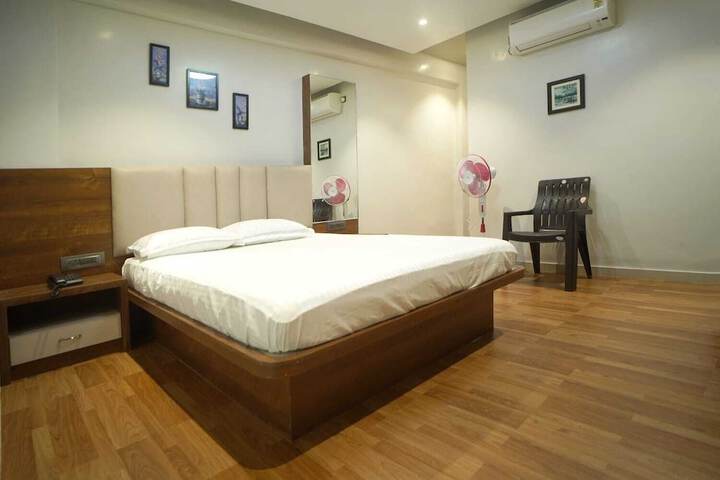 Room 7 of 29