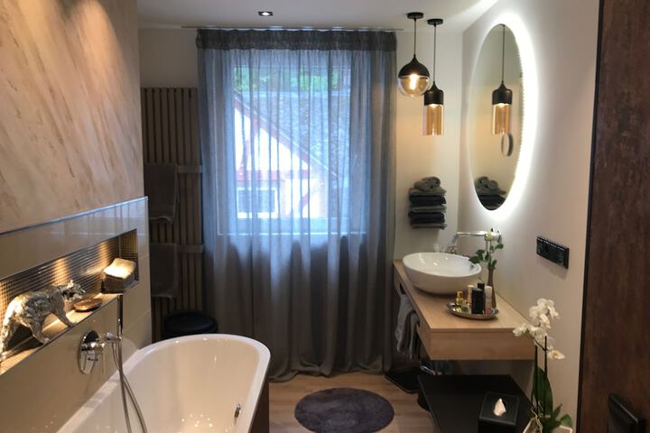 Room 30 of 37