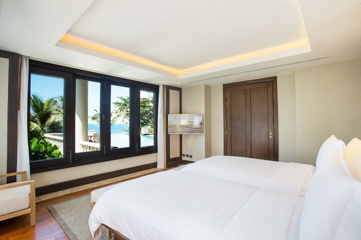 Room 16 of 399