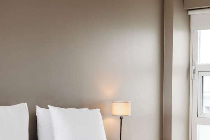 Room 35 of 134