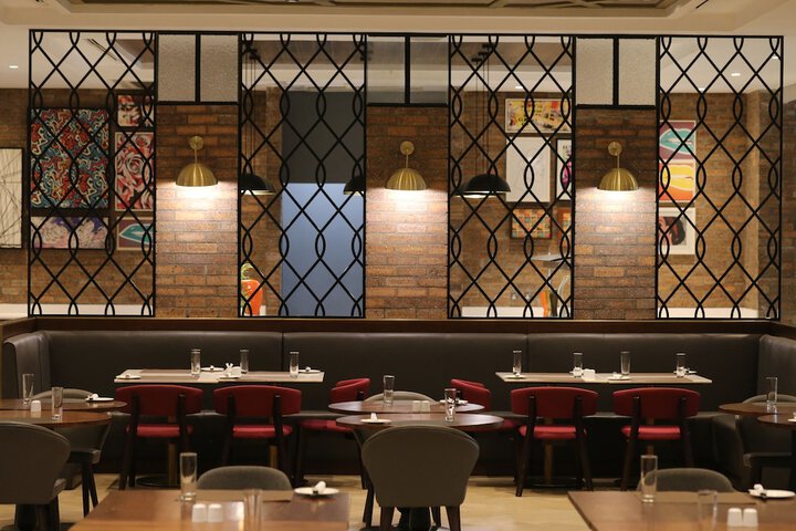 Dining 123 of 193