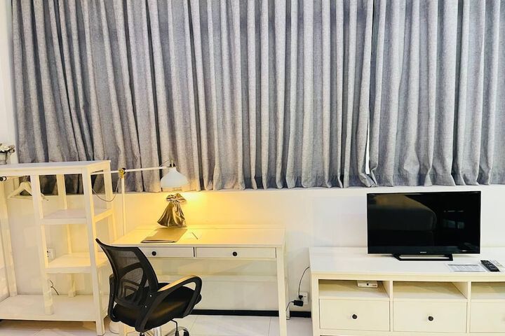 Room 25 of 69
