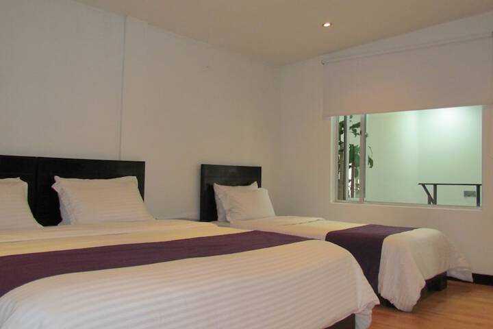 Room 15 of 38