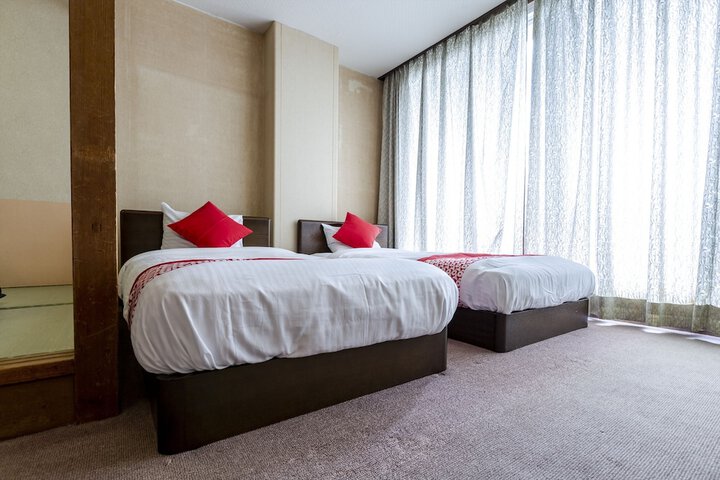 Room 9 of 52