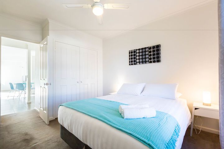 Room 3 of 13