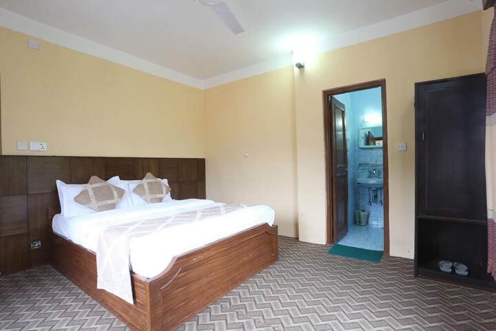 Room 30 of 67
