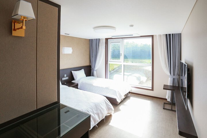 Room 7 of 40