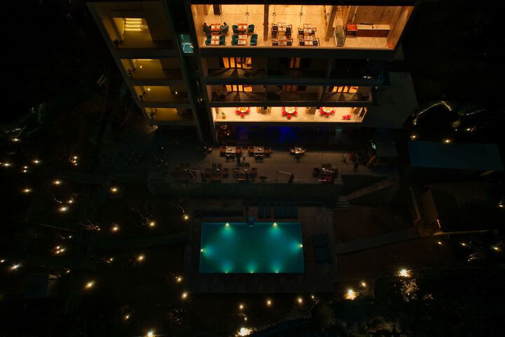 Hotel 92 of 99