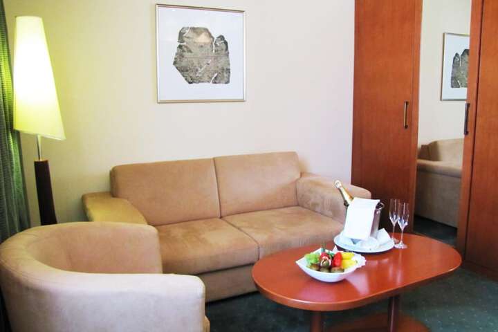 Room 13 of 56