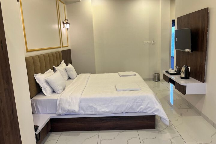 Room 29 of 52