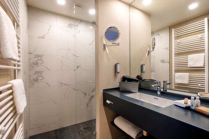 Bath Interior