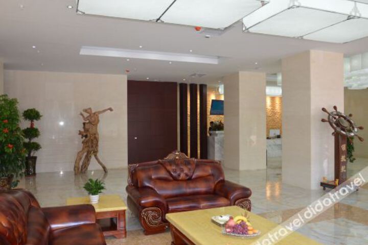 Hotel Interior 5 of 14